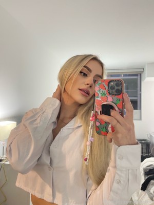 Ashly Schwan Photo #61