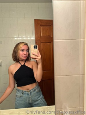 Erin Postsoffice Photo #138