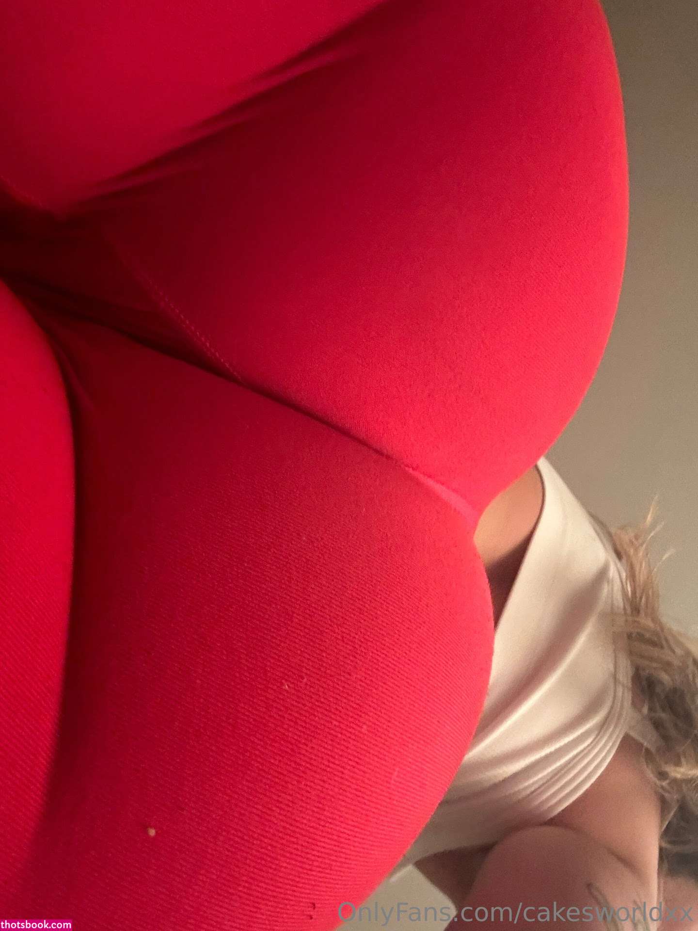 Cakesworldxx Photo #4