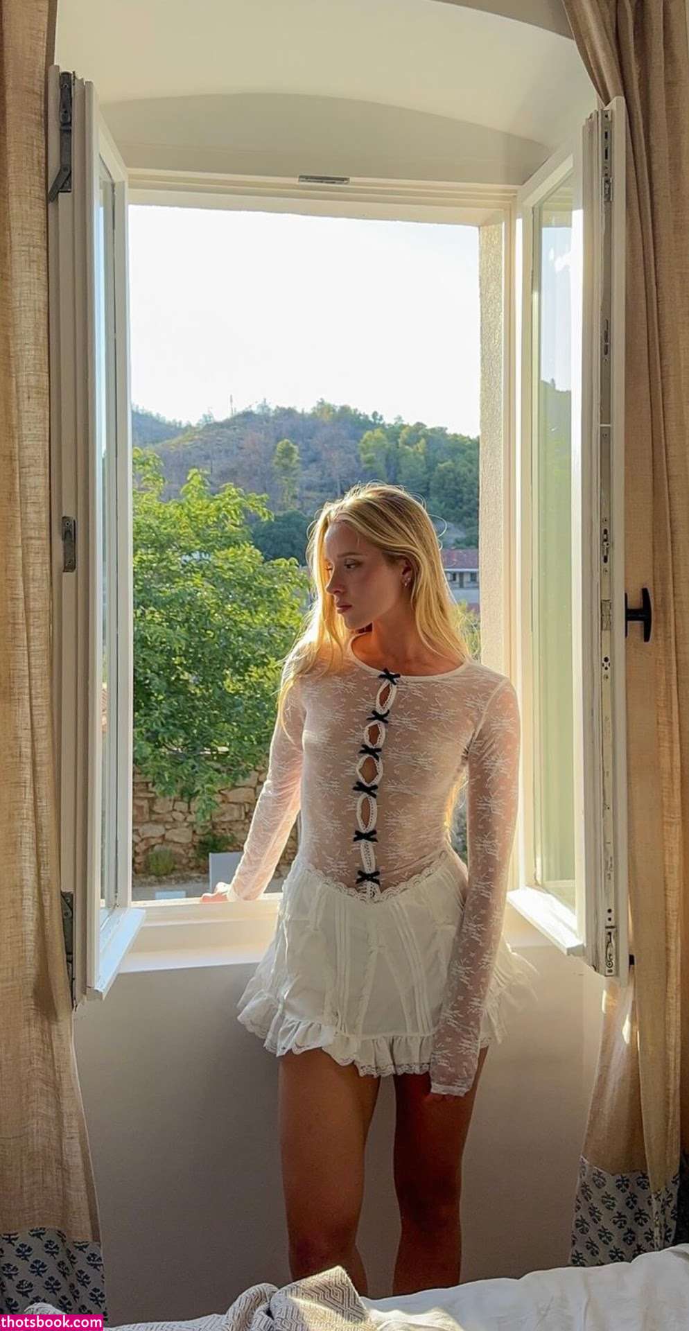 Caroline Zalog Photo #1197