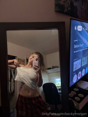 beckymorgan Photo #34