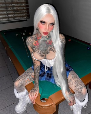 Divinajuventu Photo #1