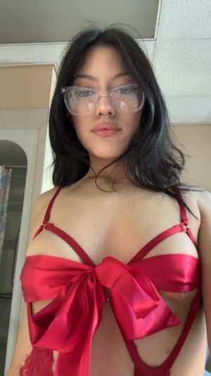 lucklucy904 Photo #10