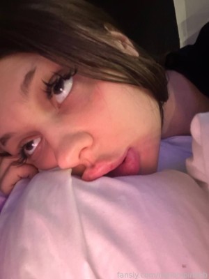 melonipinkbb Photo #10