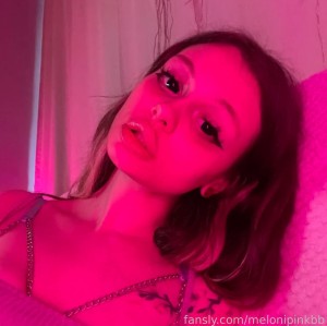 melonipinkbb Photo #13