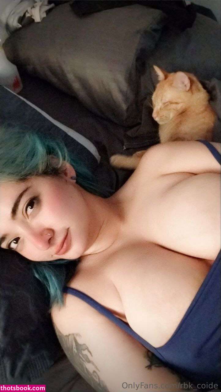 Rebeca Coide Photo #5