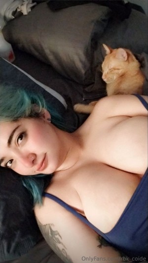 Rebeca Coide Photo #5