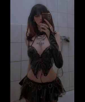 Sm0ltiddym0thgf Photo #7