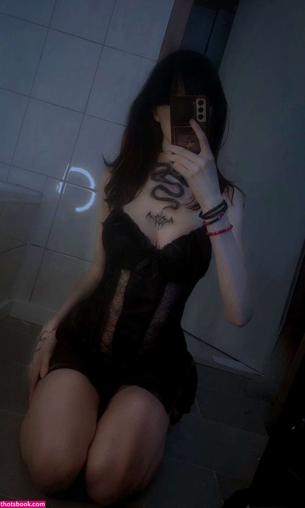 Sm0ltiddym0thgf Photo #16