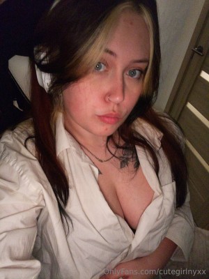 cutegirlnyxx Photo #23