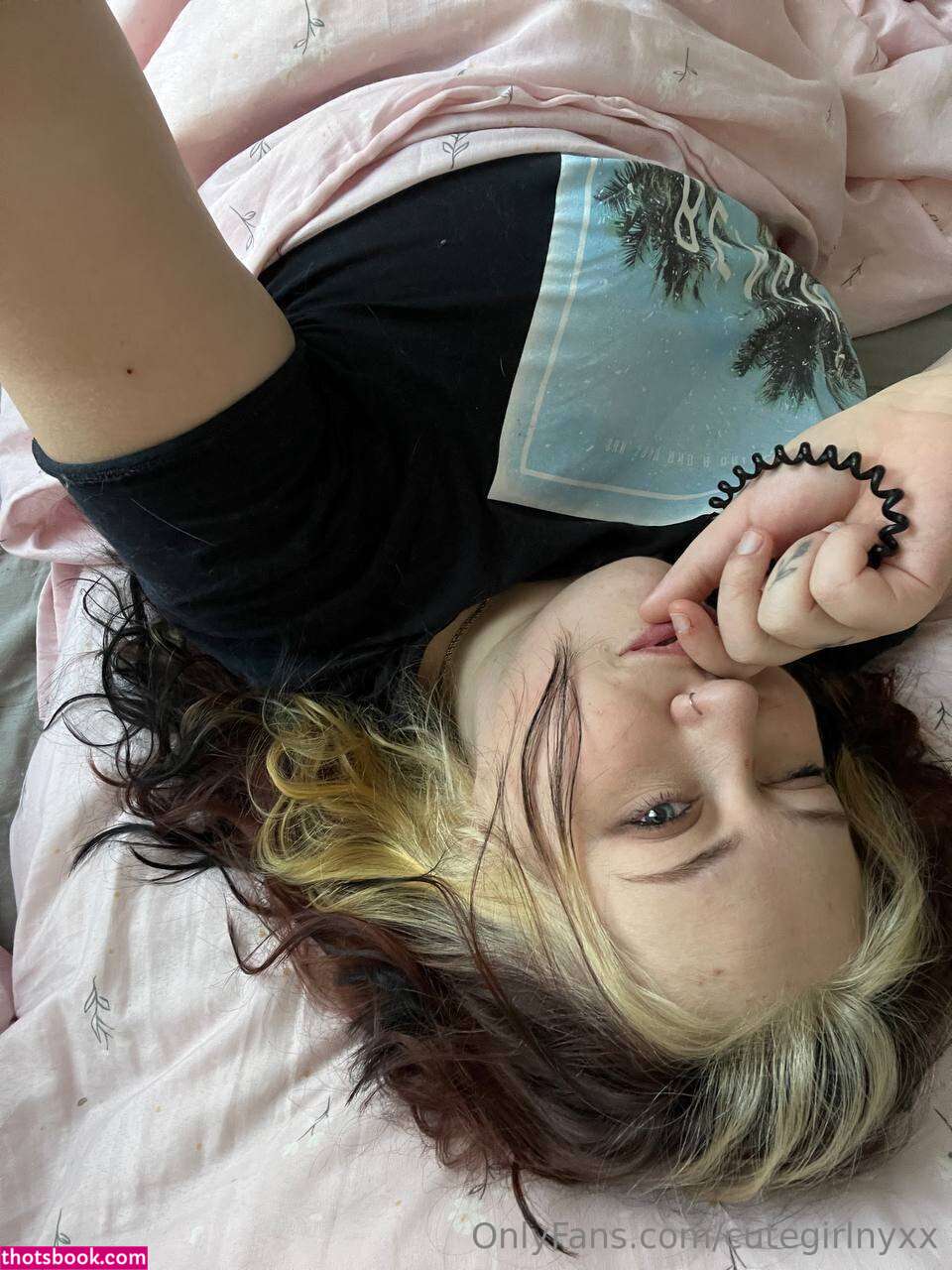 cutegirlnyxx Photo #29