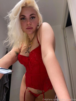 Enulie Porerfree Photo #2