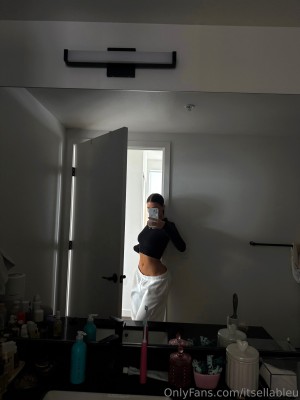 itsellableu Photo #26