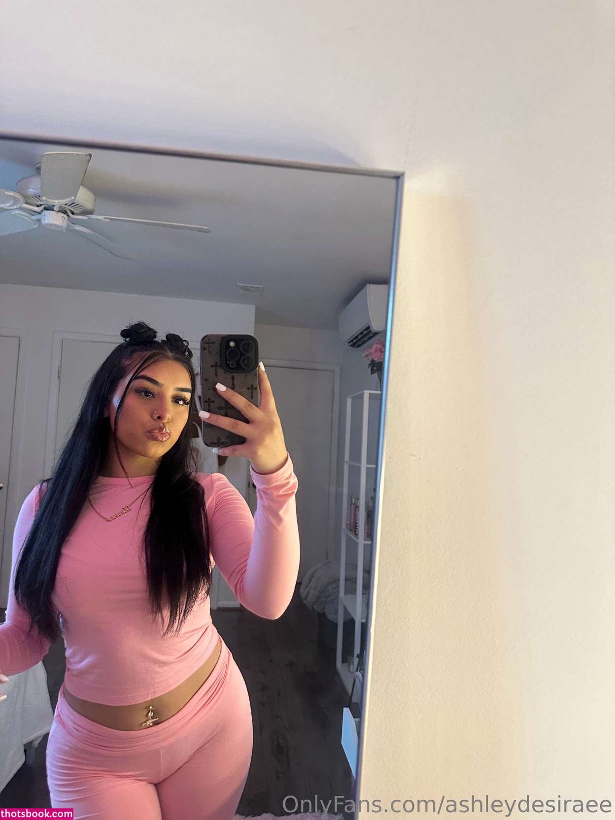 ashleydesiraee Photo #7