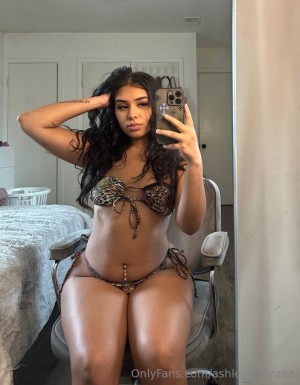 ashleydesiraee Photo #20