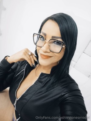 ashleyjonesmodel Photo #10