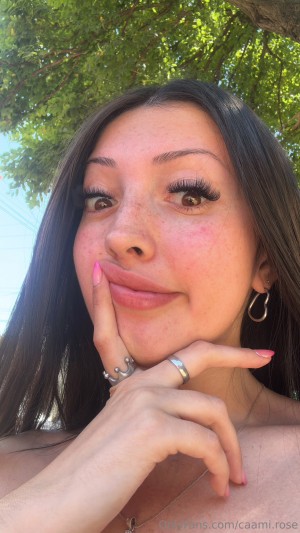 Caami Rozes Photo #5