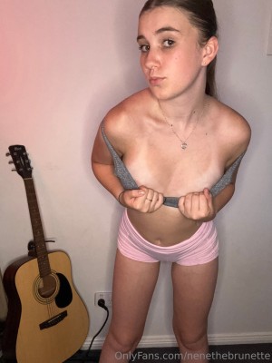 nenethebrunette Photo #18