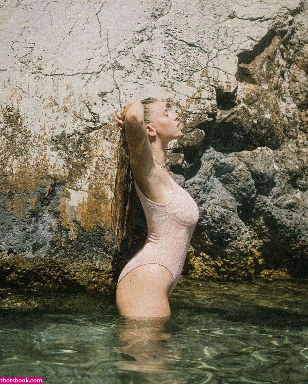 Agnes Verano Photo #48