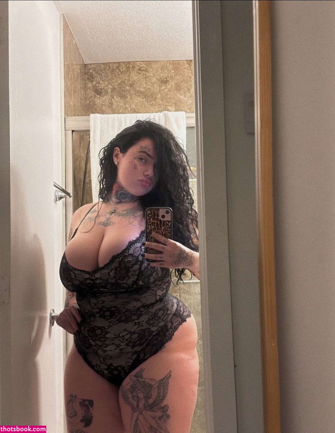 Bloodwrist Photo #40