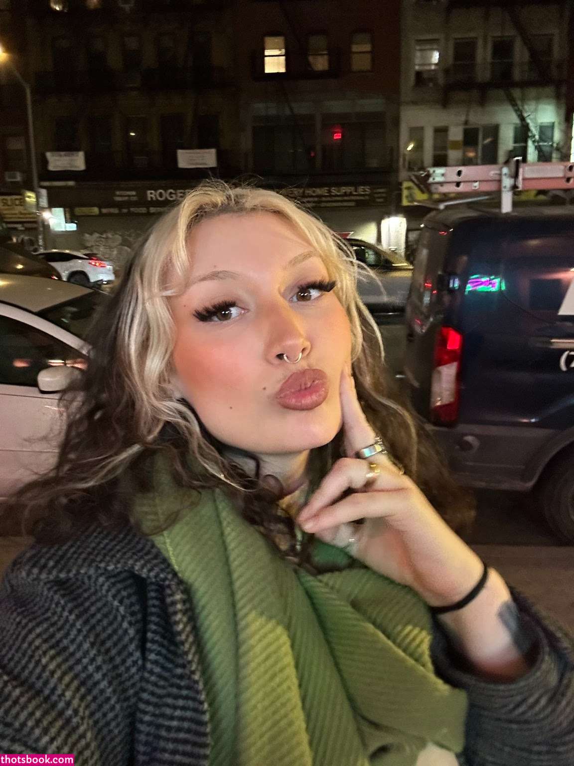 lilpochaco Photo #68