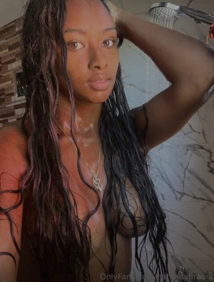 Jessica Nahomy Photo #44