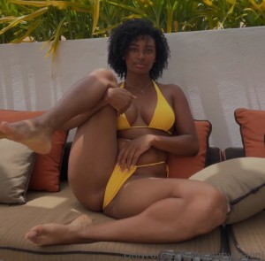 Jessica Nahomy Photo #53