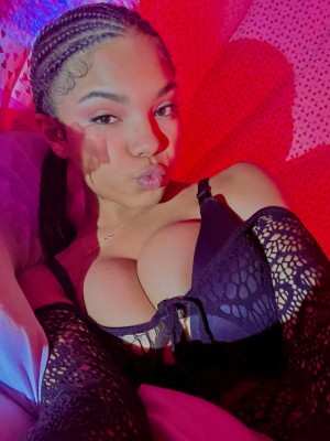 Luv Angelique Photo #6