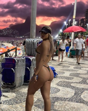 Liriel Martins Photo #9