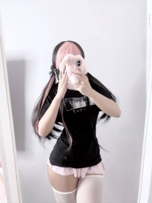 Milkiewaifu Photo #13