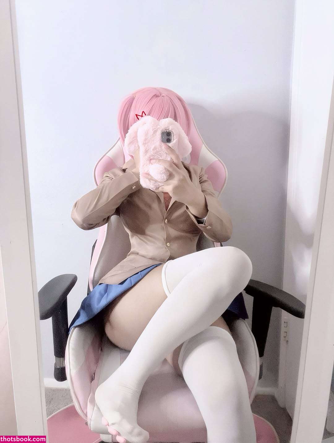 Milkiewaifu Photo #17