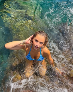 Romane Bertrand Photo #1