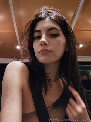 paulinaaxo Photo #35