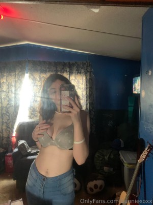 scarletsinxo Photo #6