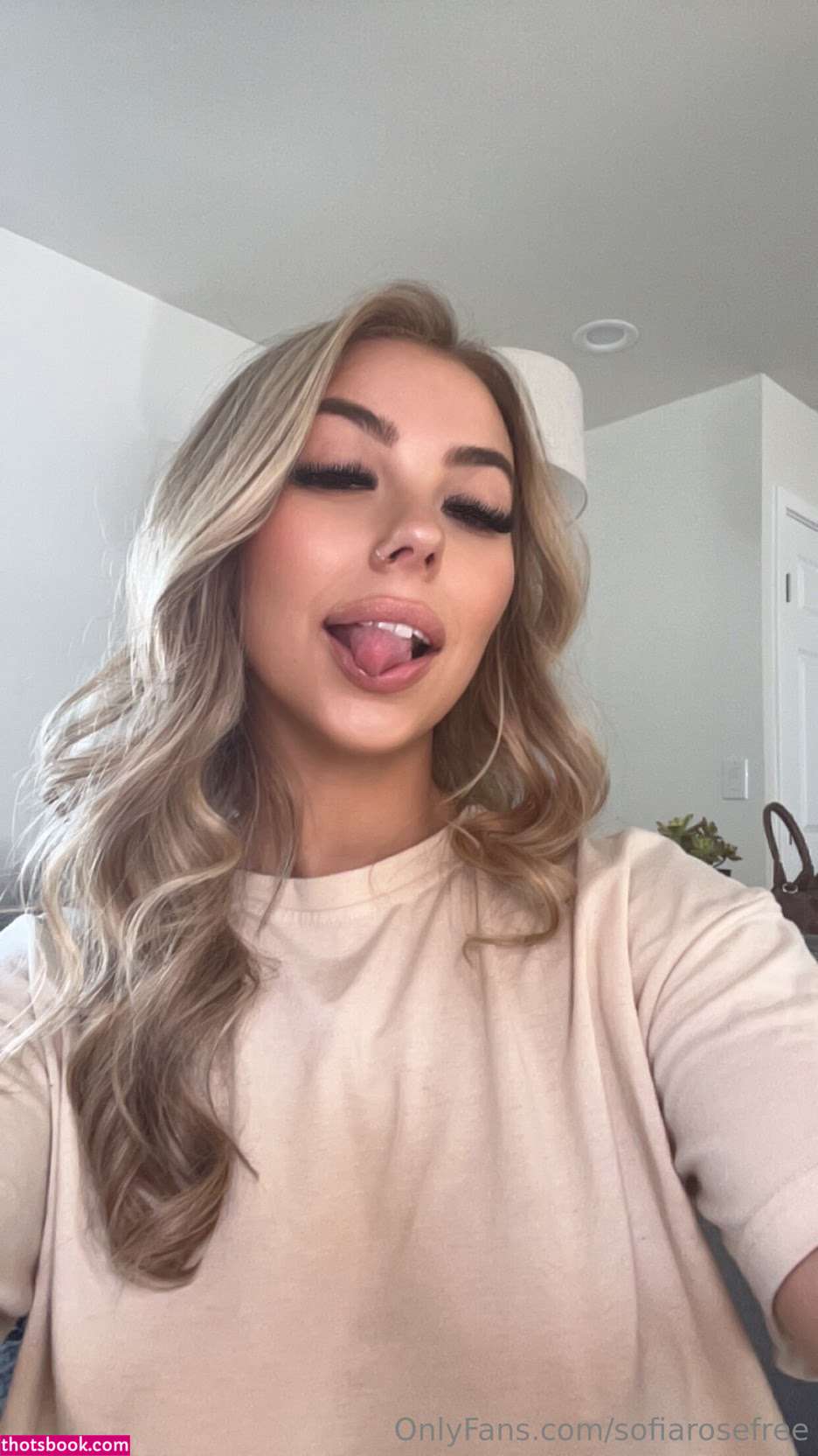 sofiarosefree Photo #9