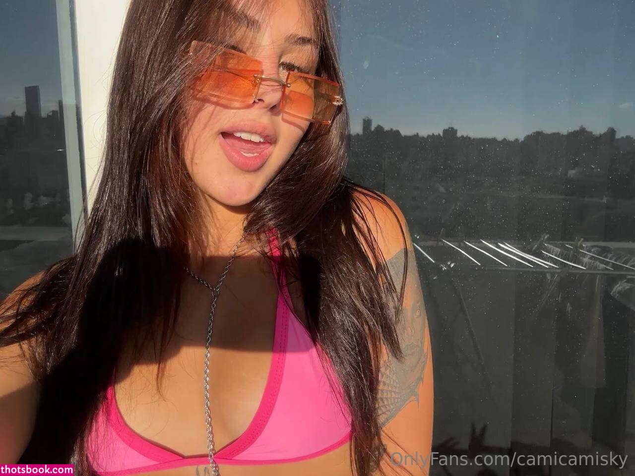 camicamisky Photo #3