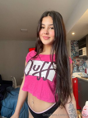 camicamisky Photo #27