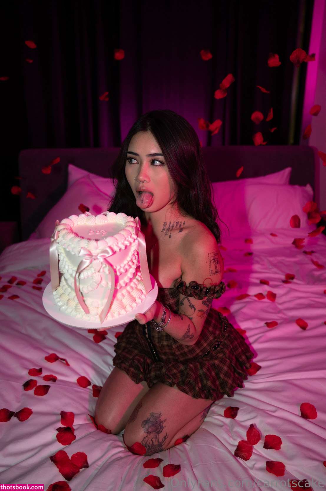 carrotscake Photo #31