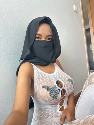 hijabazalea Photo #34