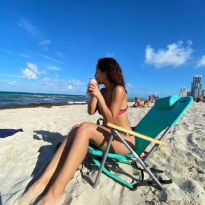 Andrea Luna Photo #10