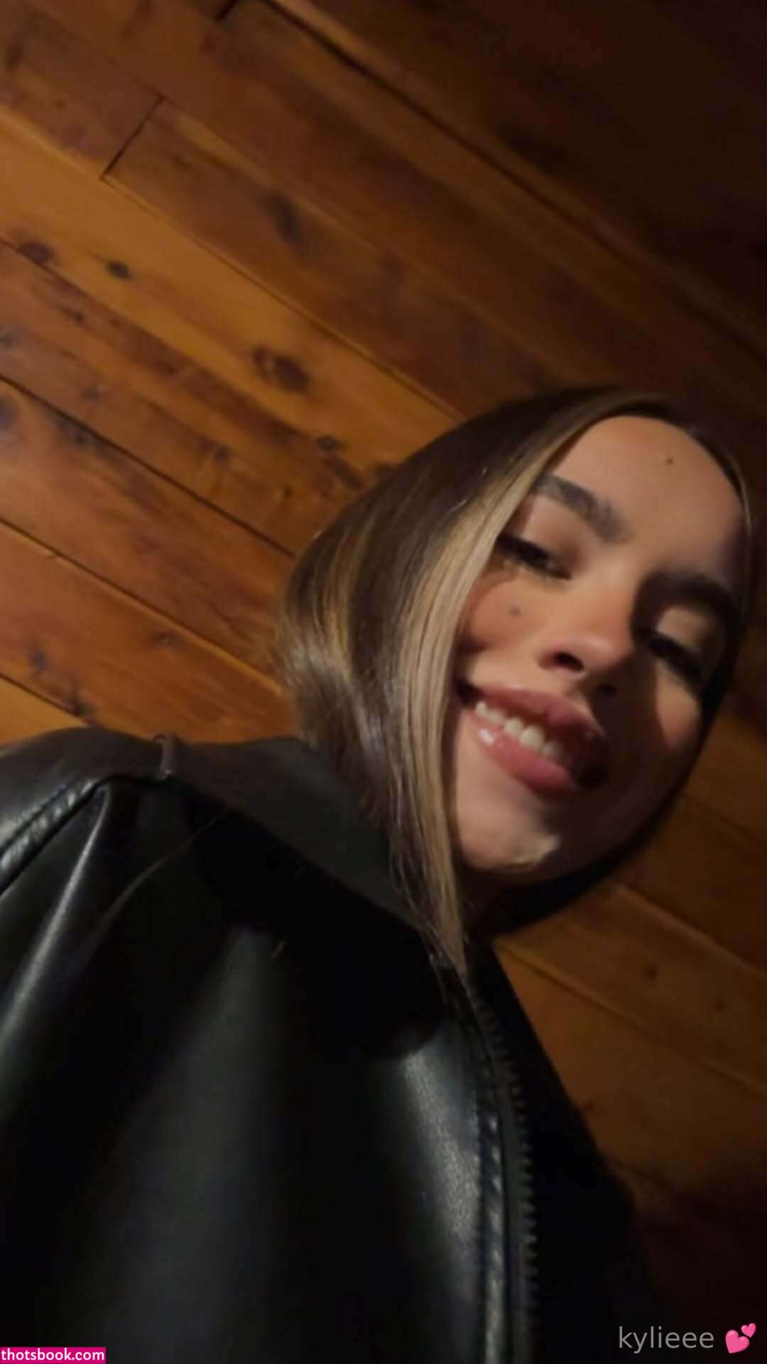 kyliethorne Photo #2