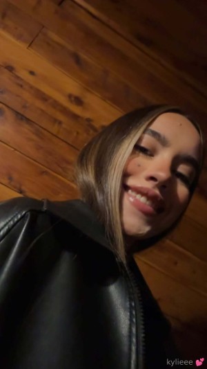 kyliethorne Photo #2