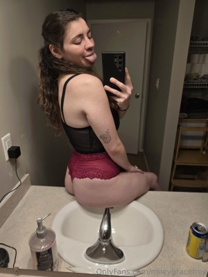 mileygracefree Photo #18