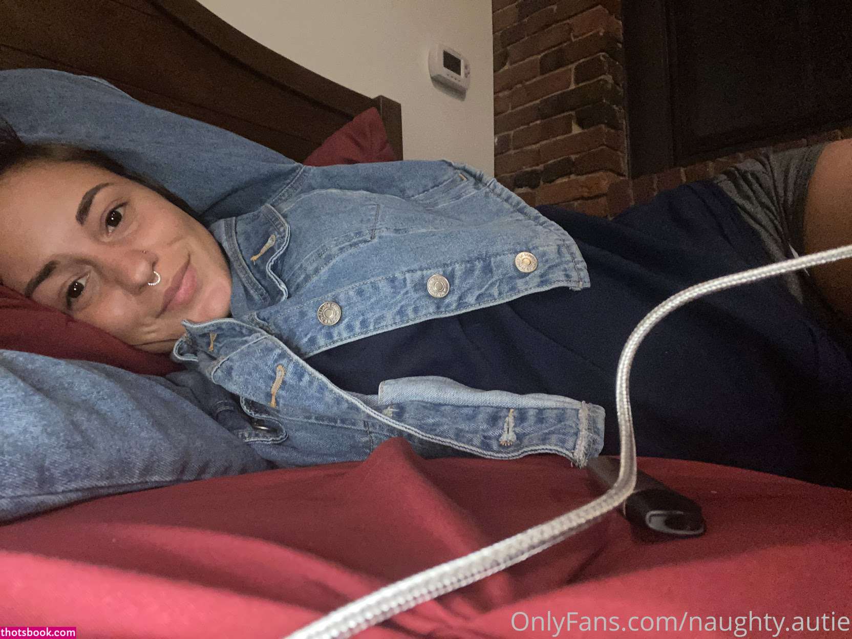 Naughty Autie Photo #14