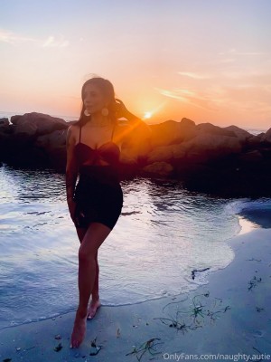 Naughty Autie Photo #30