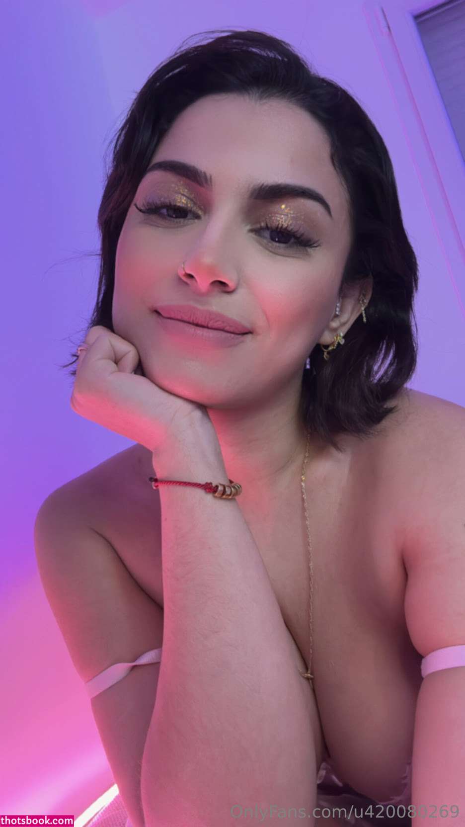 oliviapeachyy Photo #7