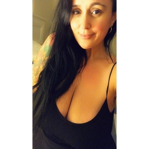 Amelia Linda Photo #36