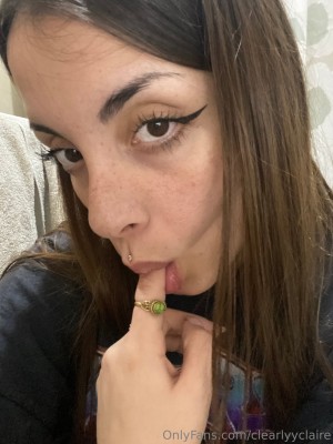 clearlyyclaire Photo #18