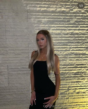 Halliecooper Photo #11