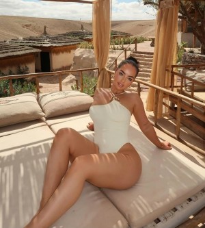 Ella Wilkins Photo #9